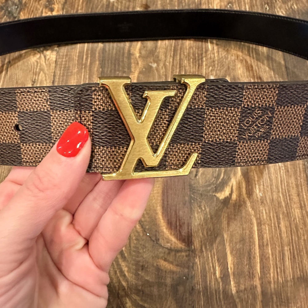Men’s 44 Louis Vuitton belt New authentic